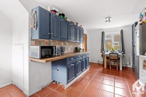 Photo 1- click for photo gallery